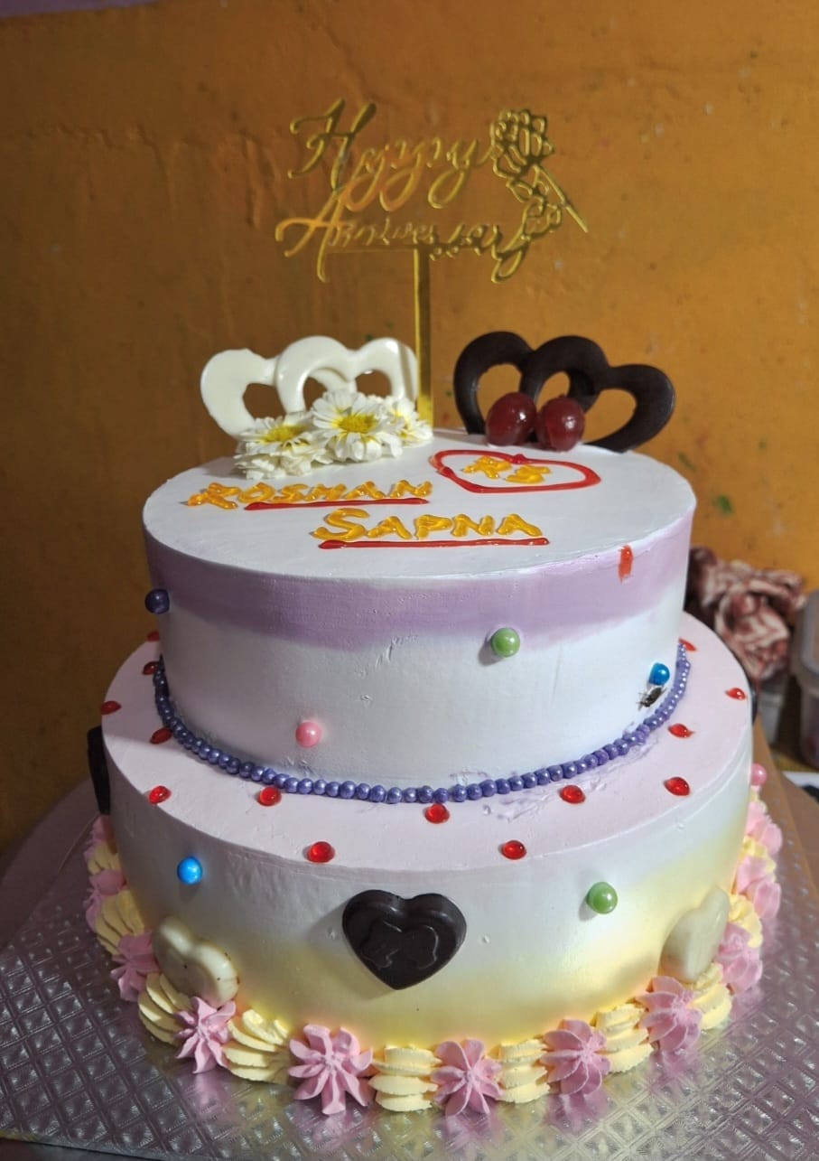 2. Sweet Love Cake